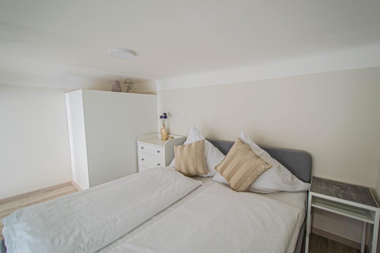 Sightseeing Apartment By Ruterra Praga Esterno foto
